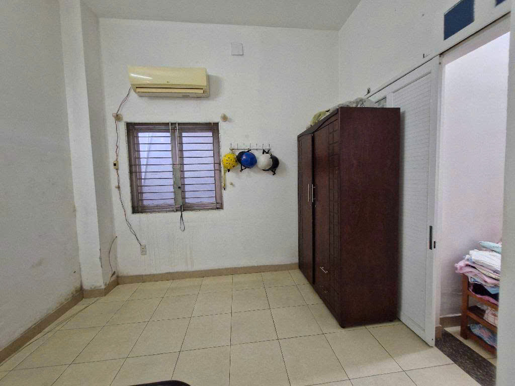BÁN NHÀ 3 TẦNG KIÊN CỐ - HẺM XE TẢI - CẠNH NGUYỄN DUY TRINH - CHỈ NHỈNH 7 TỶ
